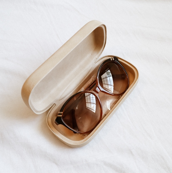 Chloé Round Sunglasses - Picture 6 of 6